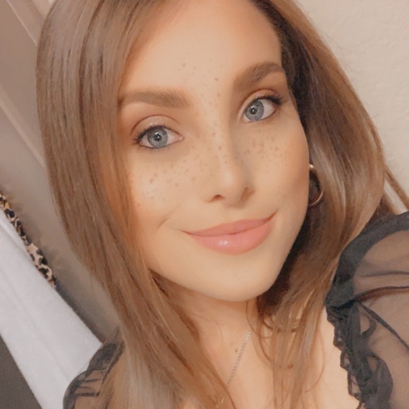 cristinaabustle